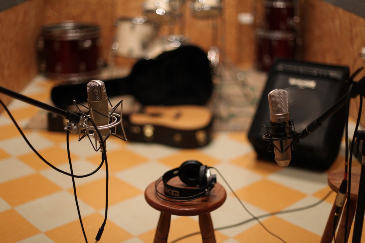 microphone_music_studio_music_studio_stage_sound_guitar_amplifier-846855